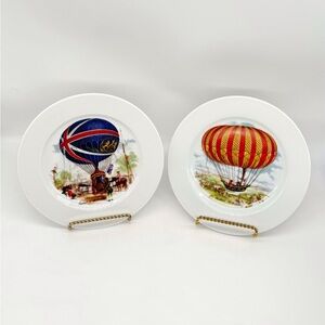 Thomas B. Swain Hot Air Balloon set of two plates.